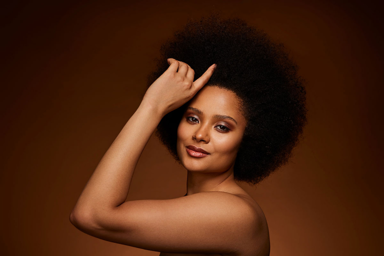 Money Making Photography Setups - Lindsay Adler - African American model beauty photo shoot